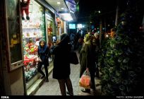 Christians-prepare-for-new-year-Tehran-3-HR