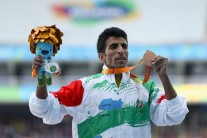 rio-2016-athletics-mens-1500m-t20-bronze-medalist-peyman-nasiri-bazanjani-from-iran-paralympic-games-in-rio-de-janeiro-brazil-foto-buda-mendes-getty-images