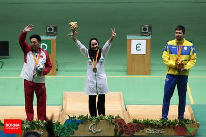 rio-2016-shooting-mixed-50m-pistol-sh1-gold-medalist-sareh-javanmardi-from-iran-paralympic-games-in-rio-de-janeiro-brazil-foto-borna-news-agency