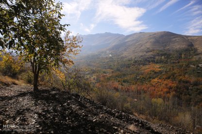 Autumn nature in Hamedan Province, Iran (Photo credit: Iman Hamikhah / Mehr News Agency)