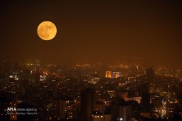 Supermoon in Teheran, Iran (Photo credit: Abolfazl Mahrokh / ANA)
